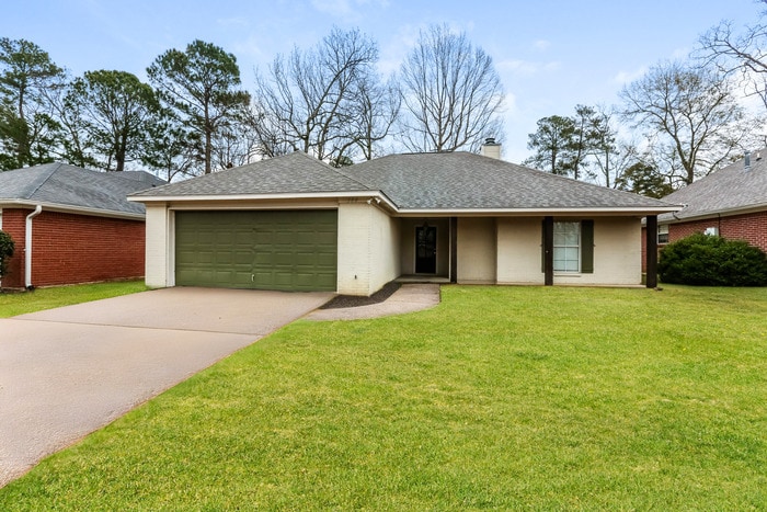 Primary Photo - 144 Chestnut Dr