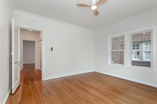 Building Photo - 4204 Prescott Ave