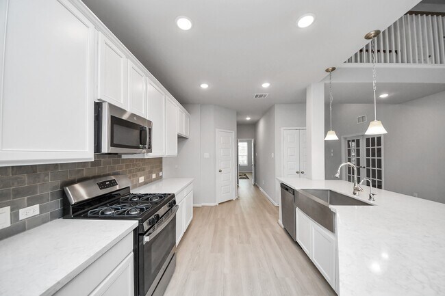Building Photo - 3102 Trishelle Ct
