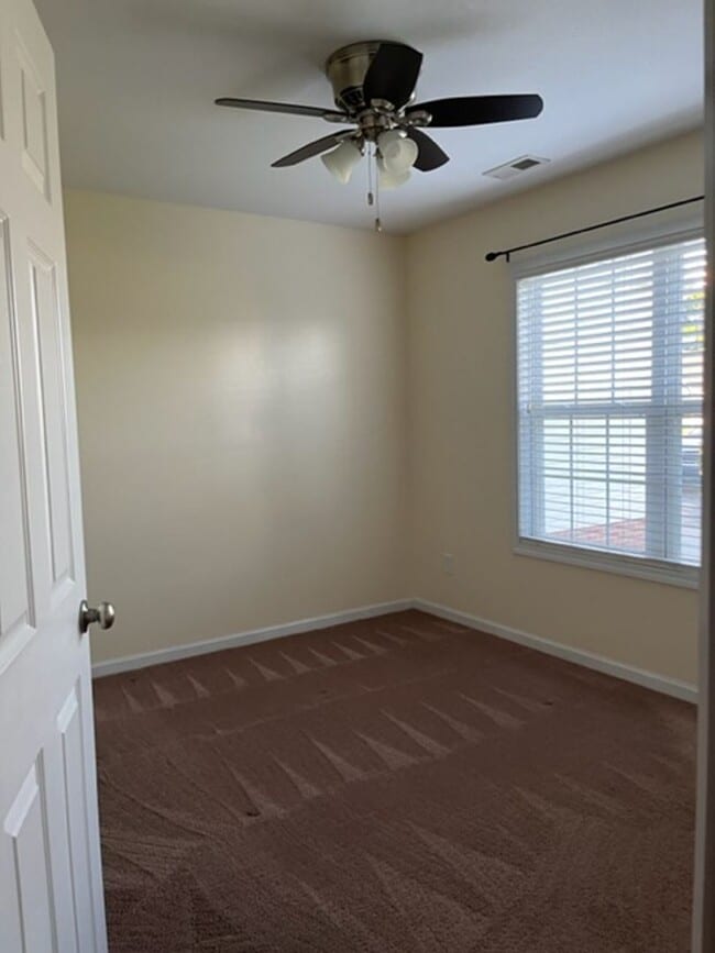 Building Photo - Three Bedroom Two Bath Home with Frog