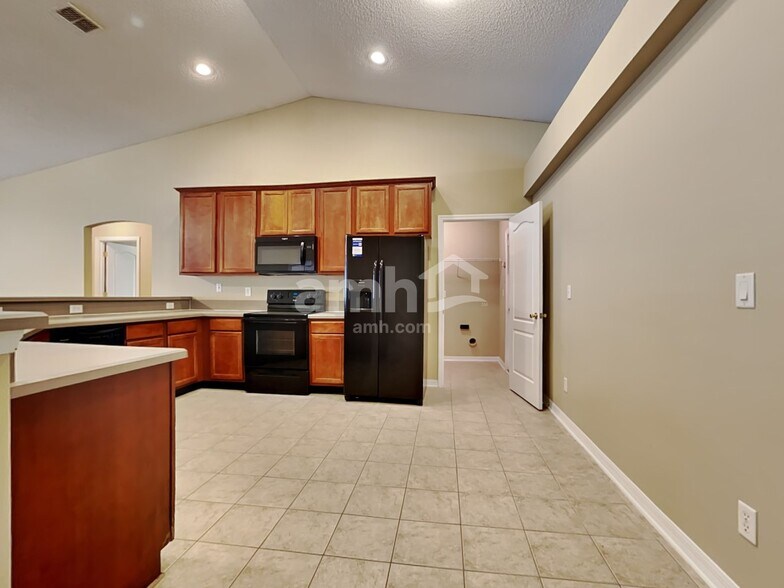 Building Photo - 2603 Waterstone Dr