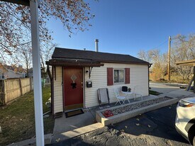 Building Photo - 2872 S 2300 E