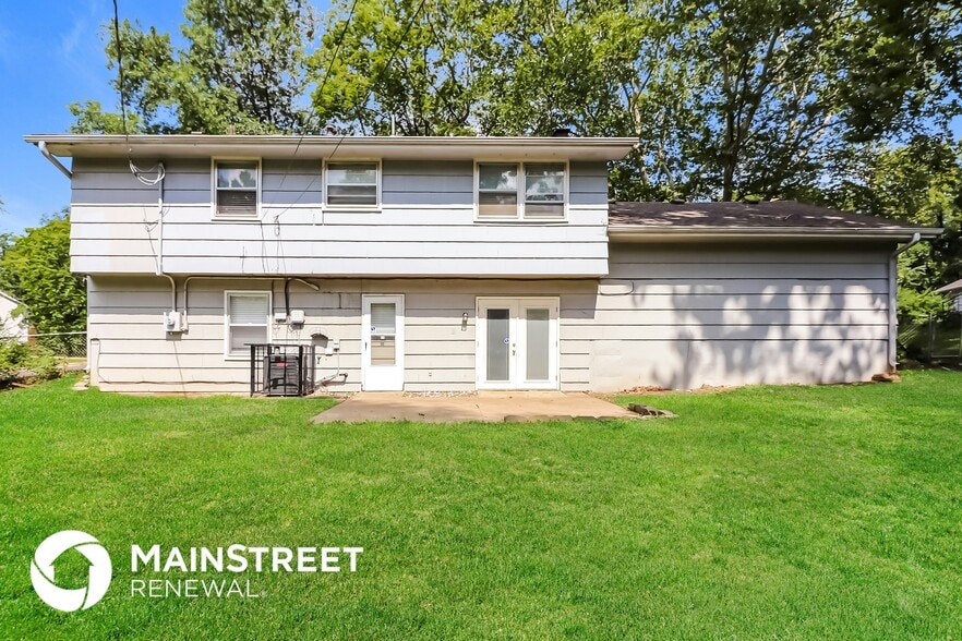 Building Photo - 7200 Willow Ave