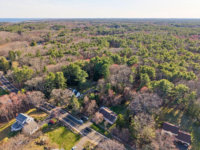 Building Photo - 171 Brackett Rd