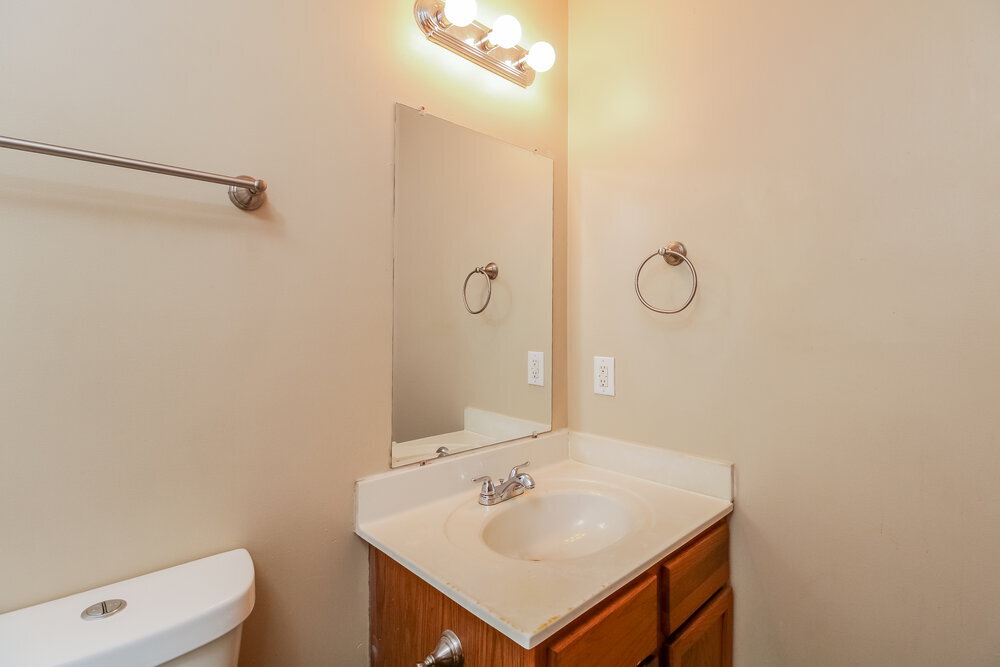 Building Photo - 2105 Brightwood School Rd