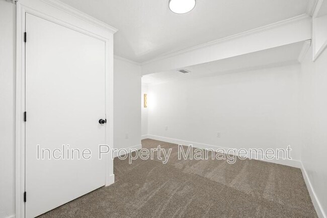 Building Photo - 549 N 600 E
