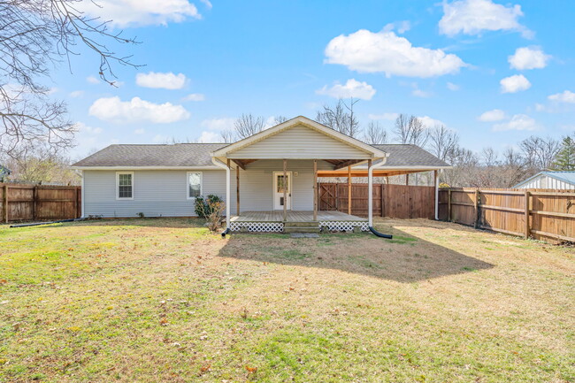 Building Photo - 331 Sarvis Dr