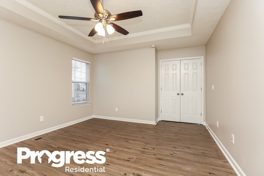 Building Photo - 3112 Chateau Valley Dr