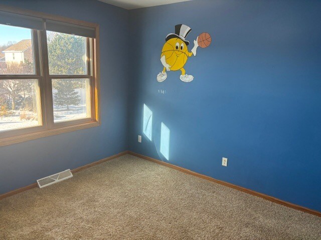 Building Photo - N6188 Shadybrook Ln