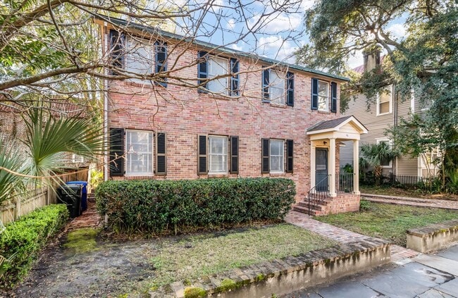 Primary Photo - Harleston Village 3 Bed/2.5 Bath Gem Avail...