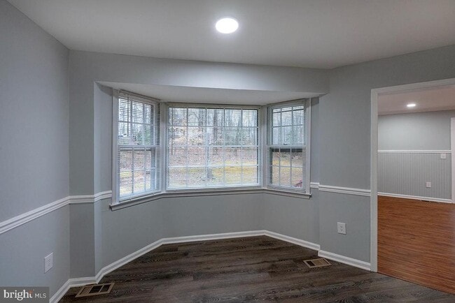 Building Photo - 5035 Timberwood Trail