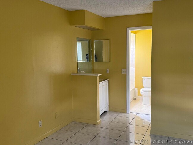 Building Photo - 2511 NW 56th Ave