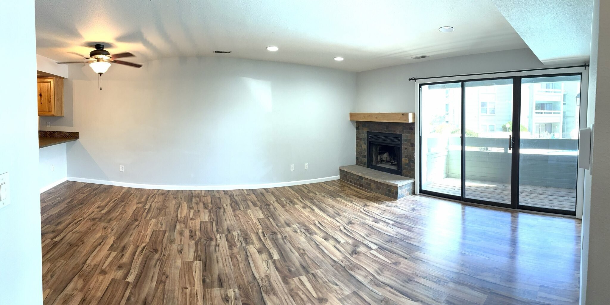Building Photo - 128 W Rockrimmon Blvd