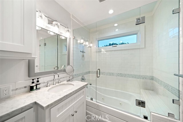 Building Photo - 45 Emerald Bay