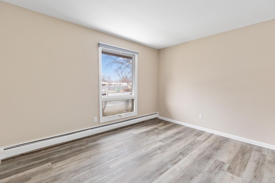 Building Photo - 1545 Cherboneau Pl