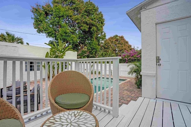 Building Photo - 435 35th St