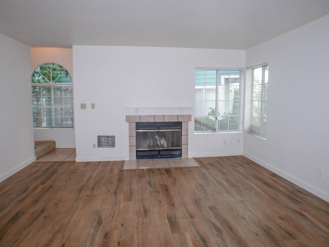 Building Photo - OPEN HOUSE, SAT., MAY 3rd from 12 - 12:30 ...