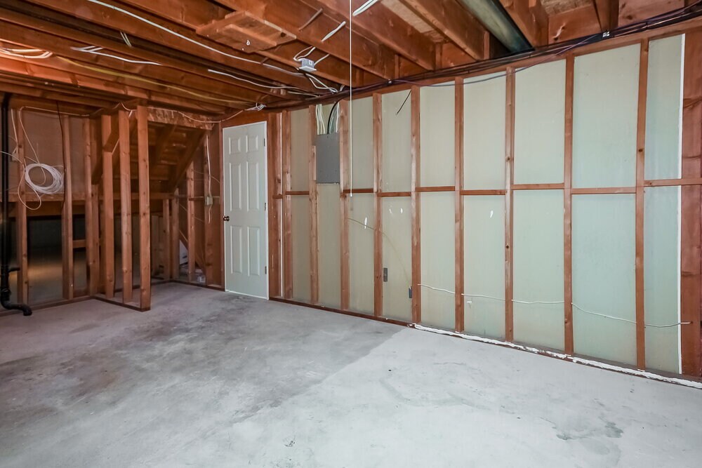Building Photo - 2374 N 1075 E