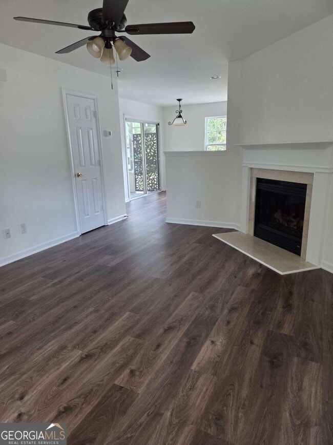 Building Photo - 6130 Mountain Top Pl