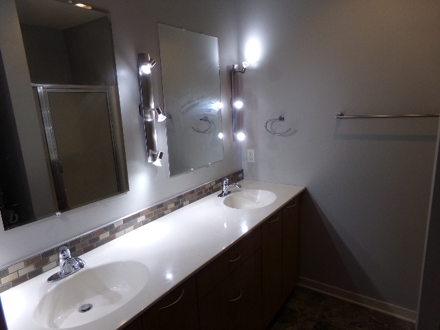 Building Photo - BCR 7000 Straffan Place-D