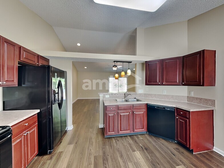 Building Photo - 3414 Fieldstone Ct