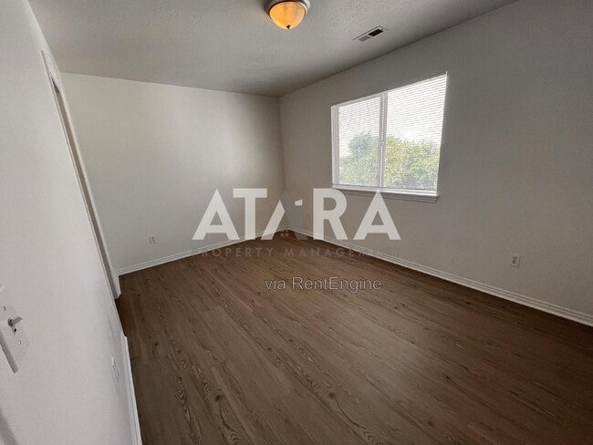 Building Photo - 4988 W 4850 S