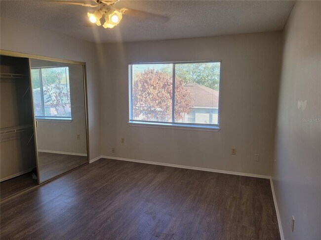 Building Photo - 4695 Pheasant Run Dr