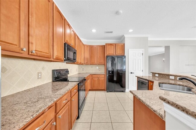 Building Photo - 10354 Stratford Pointe Ave