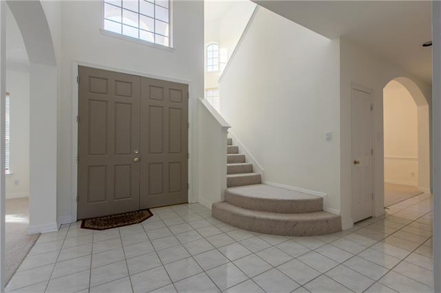 Building Photo - 712 Sunkist Ln