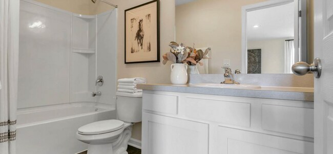 Building Photo - 839 Observatory Pkwy