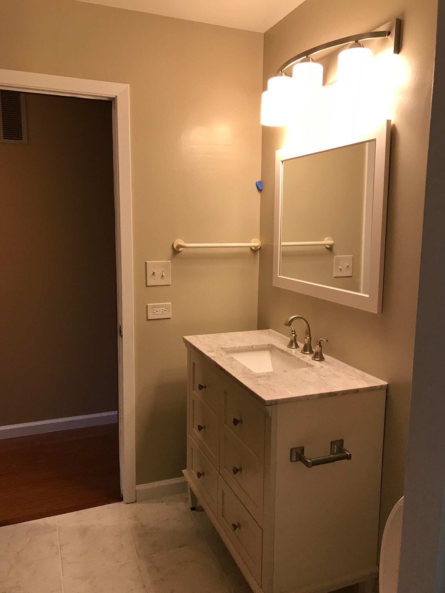 Building Photo - 7010 Newport Dr