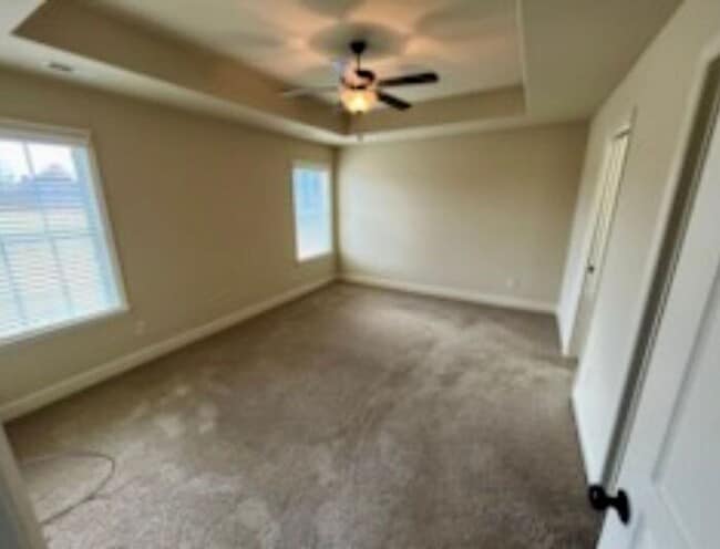 Building Photo - Settle In by the End of December—Apply Now!