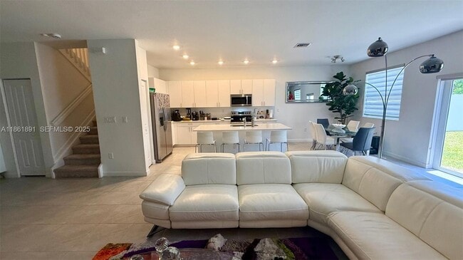 Building Photo - 14808 SW 163rd Terrace