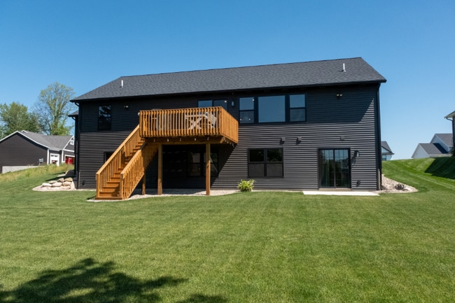 Building Photo - 7269 Yellowstone Dr