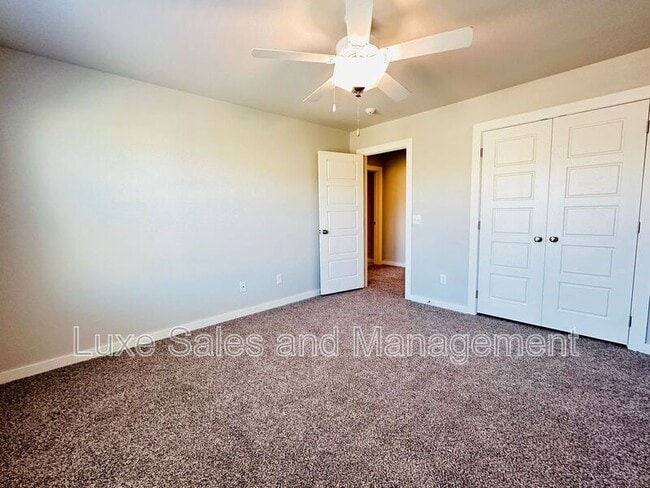 Building Photo - 2116 Camino Del Plaza Ln