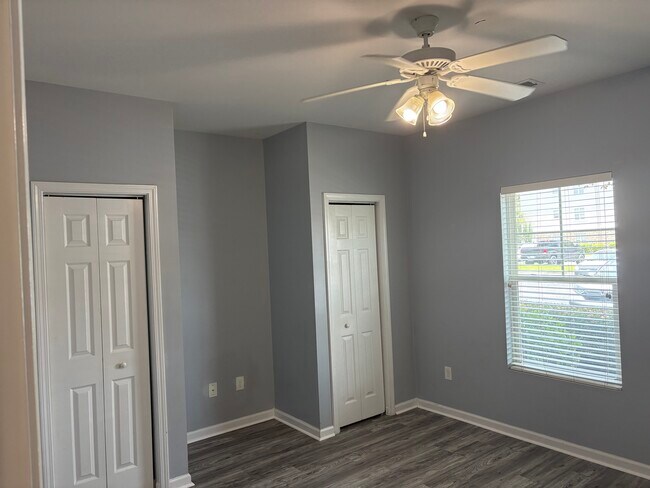 Building Photo - 374 Kiskadee Loop