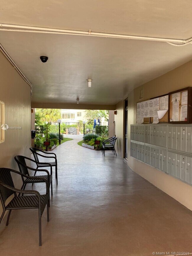 Building Photo - 3091 NW 46th Ave