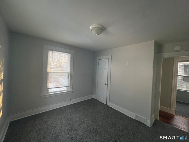 Building Photo - 56 Dorman St