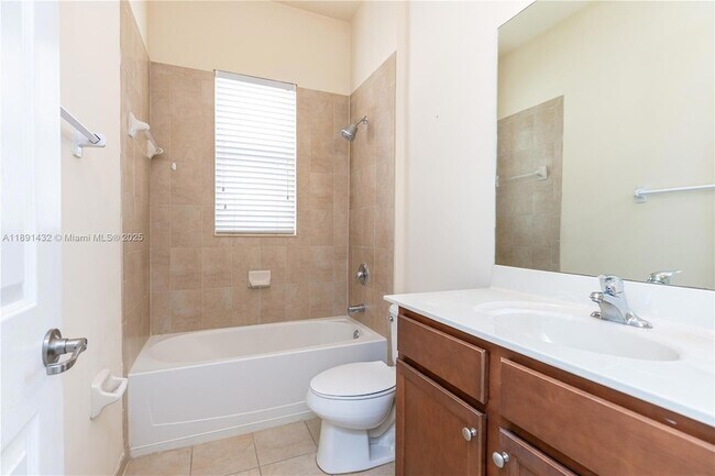 Building Photo - 9036 SW 170th Pl