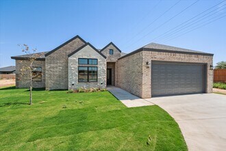 Building Photo - 14411 Kenosha Dr