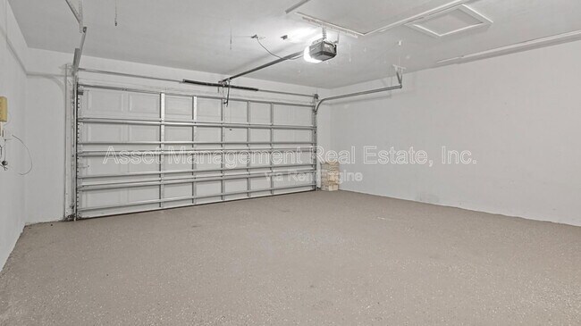 Building Photo - 14010 102nd Ave