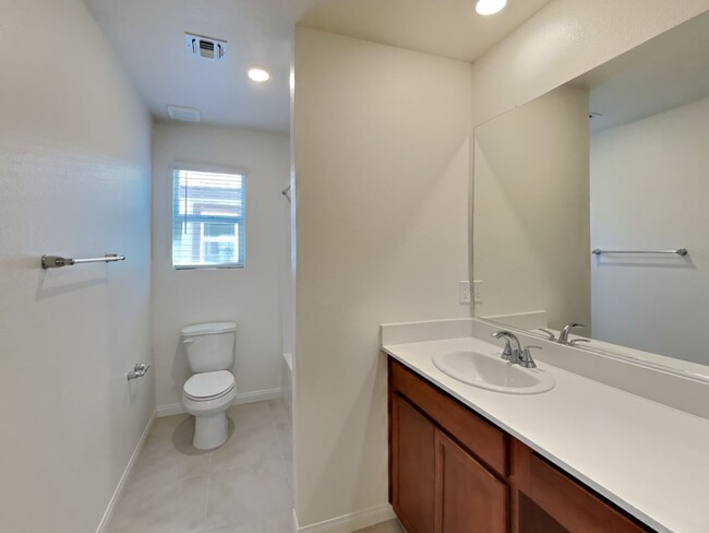 Building Photo - Brand New 2-Story Home for Rent – 5 Bedroo...