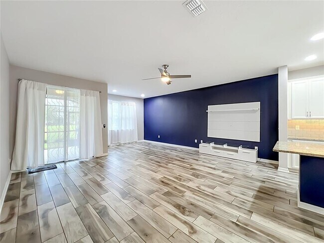 Building Photo - 12043 White Wave Point