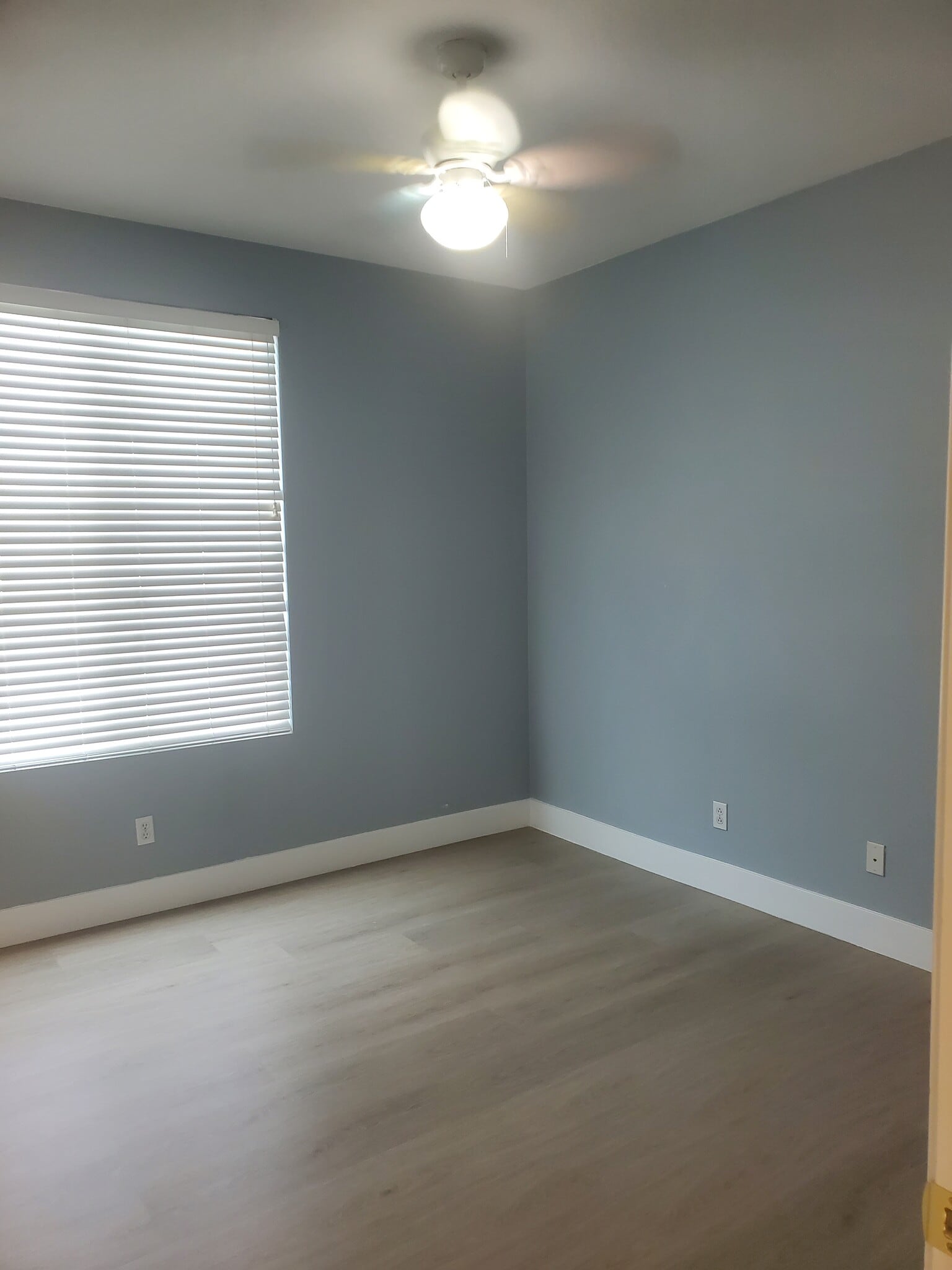 Building Photo - 45811 Honeysuckle Ct