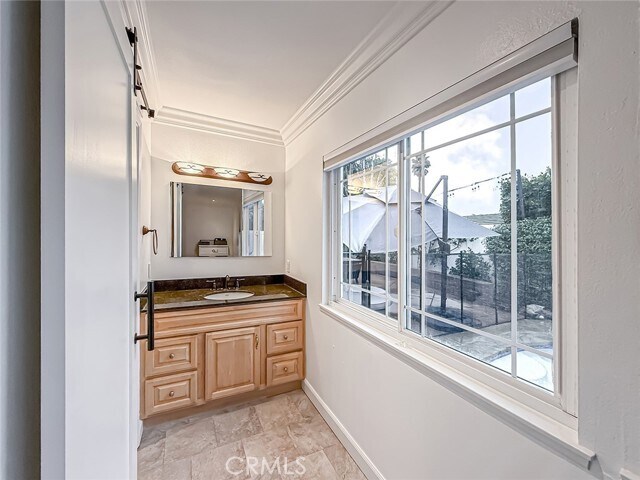 Building Photo - 2685 Velarde Dr