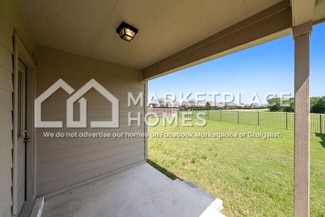 Building Photo - 3416 Pauling Loop