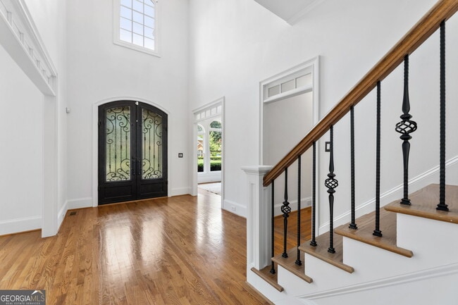 Building Photo - 5170 Deerlake Dr