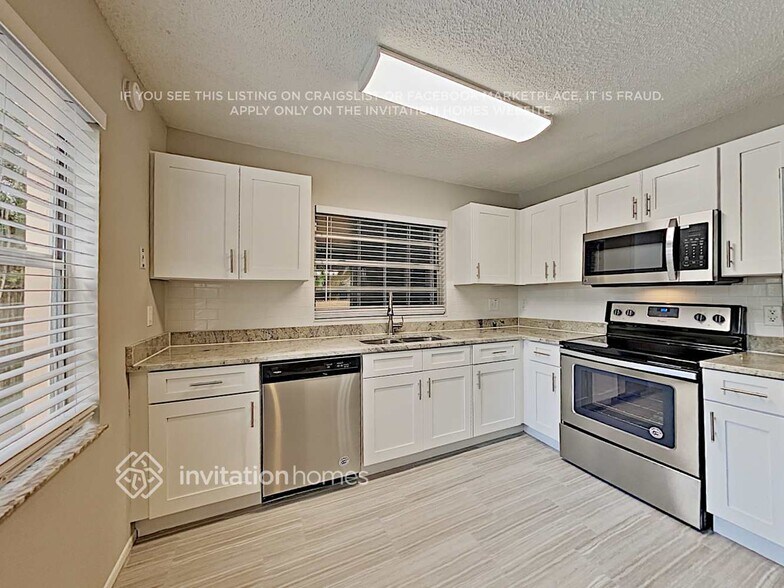 Building Photo - 1607 Baker Rd