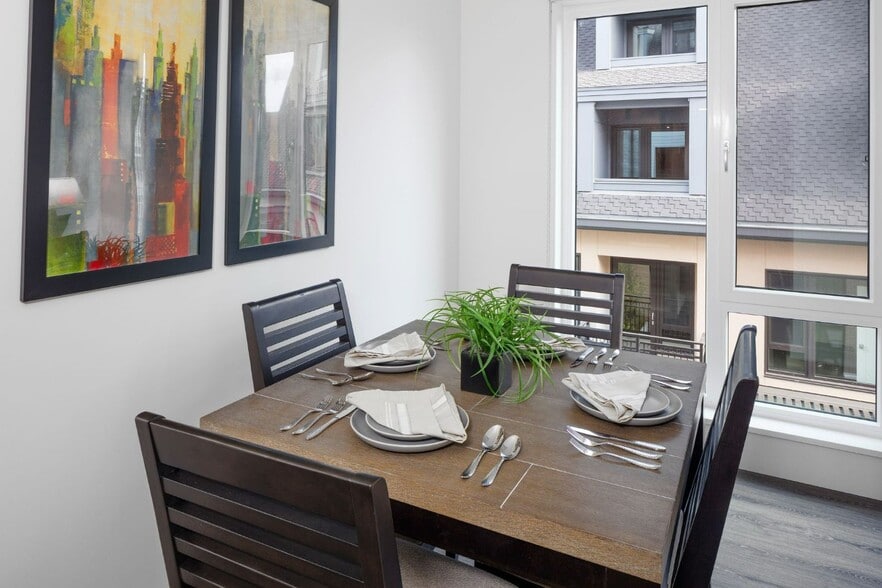 Building Photo - The Windward Apartments