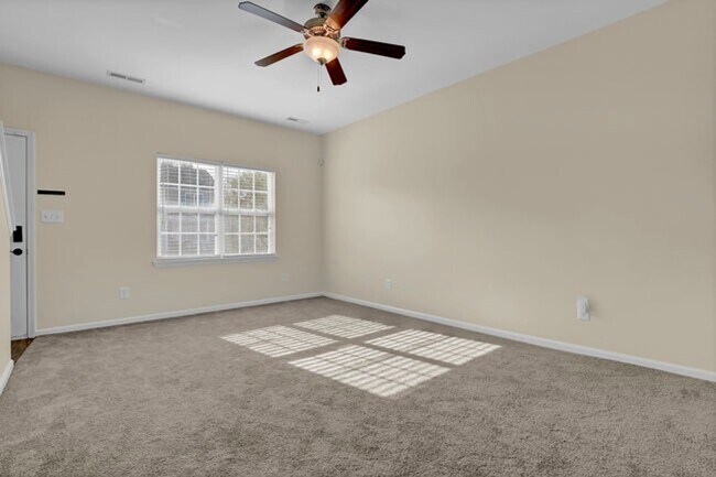 Building Photo - 505 Oyster Rock Ln